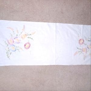 Vintage table runner